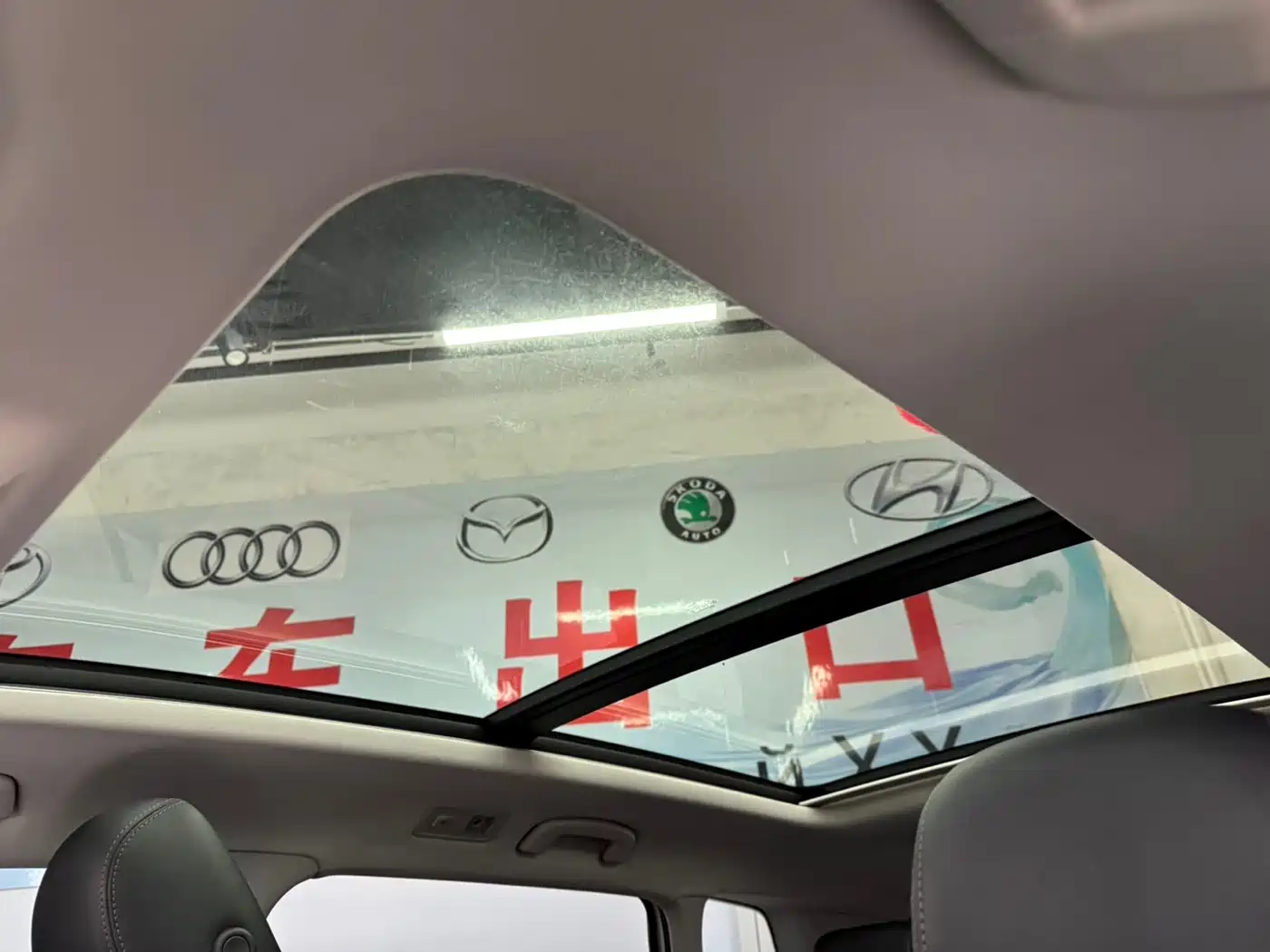 Volkswagen Tharu 2022 280TSI FWD Luxury Edition фото 6