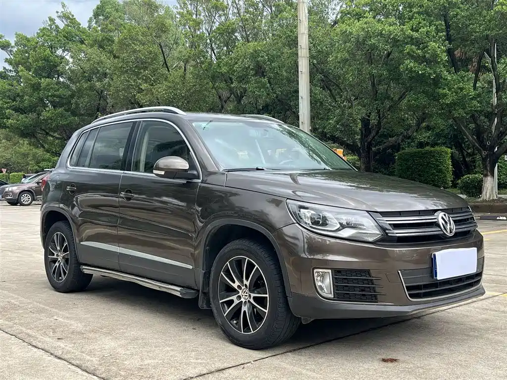 Volkswagen Tiguan 2013 2.0TSI Auto 4WD Luxury Edition фото 3