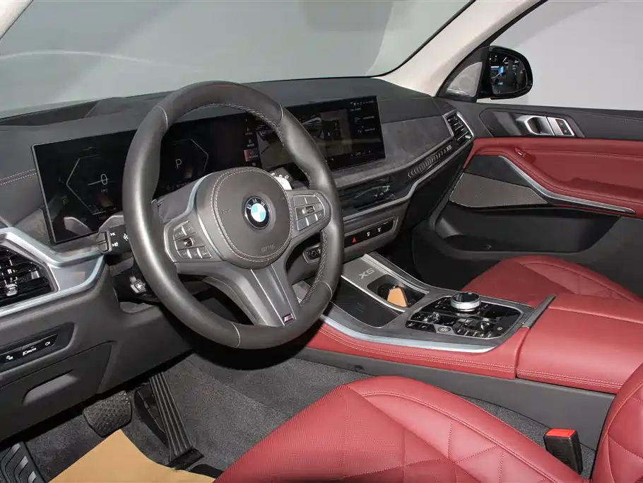 BMW X5 2025 Model xDrive 30Li Exclusive M Sport Blackout Package фото 23