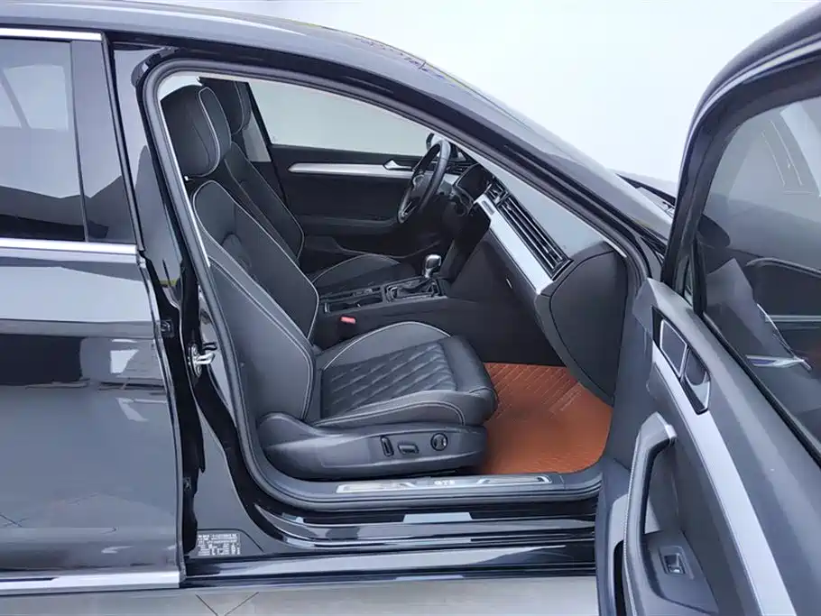 Volkswagen Magotan GTE Plug-in Hybrid 2022 GTE Luxury фото 8