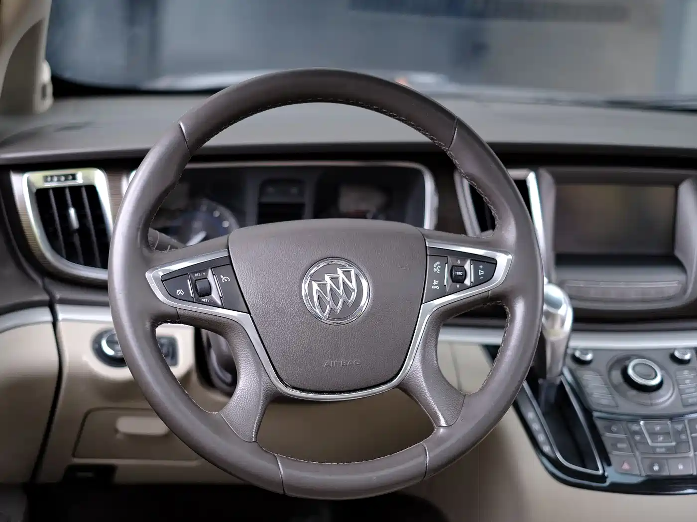 Buick GL8 2013 2.4L LT Luxury Business Executive Edition фото 16