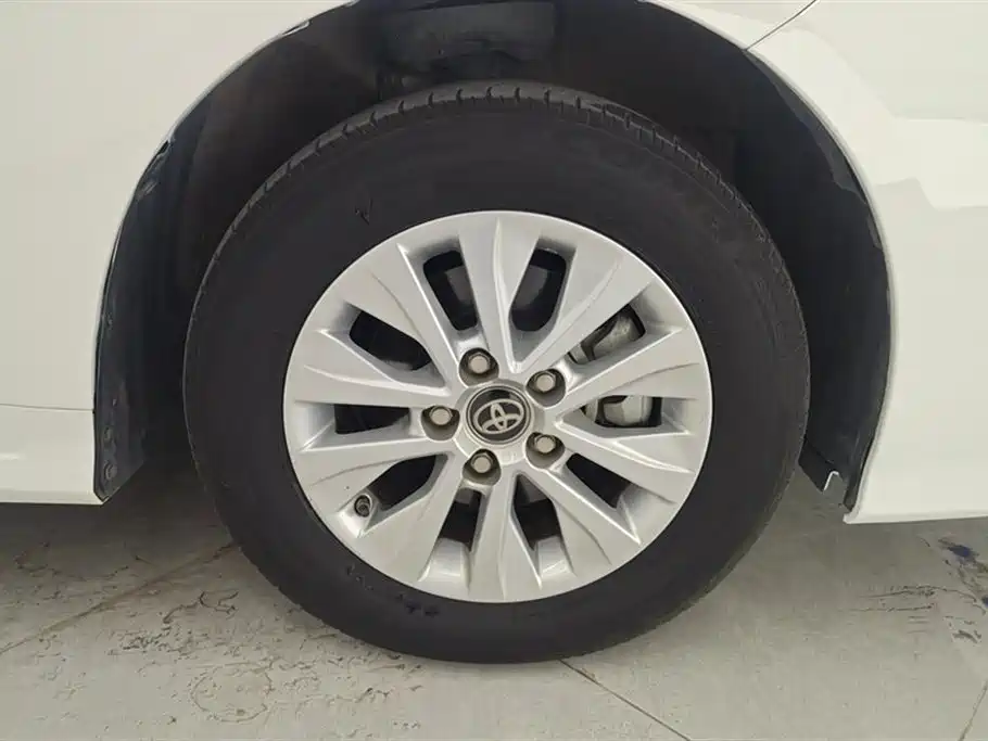 Toyota Corolla 2022 1.2T S-CVT Pioneer PLUS Edition фото 6