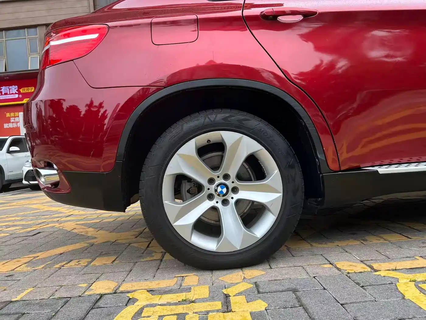 BMW X6 2011 xDrive35i фото 14