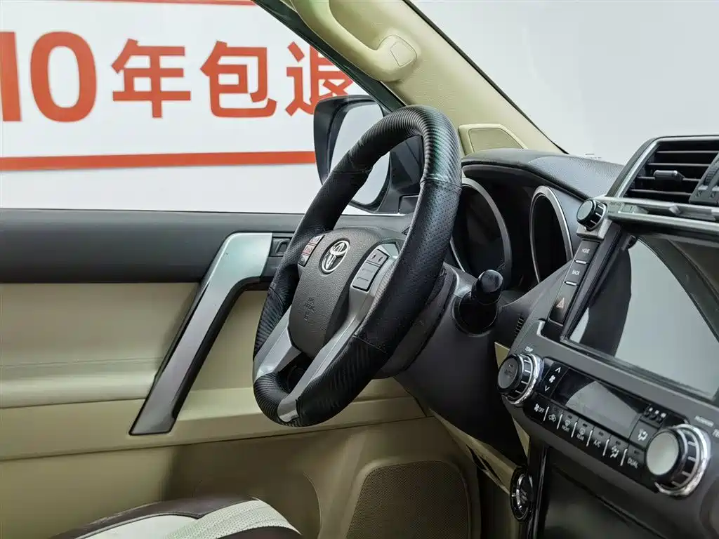 Toyota Prado 2015 2.7L Automatic Standard фото 22