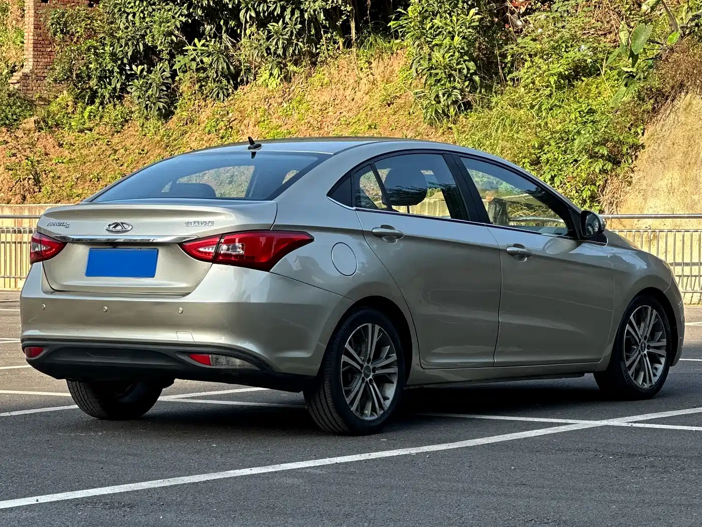 Photo 10 - Chery Arrizo 5