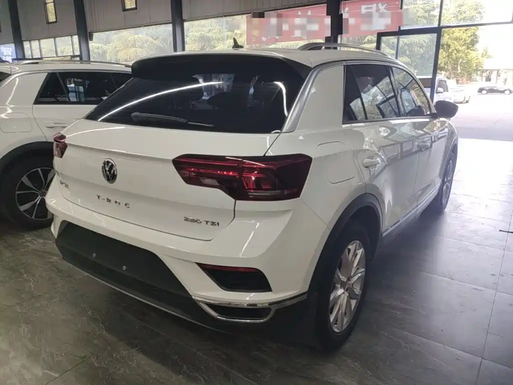 VOLKSWAGEN T-ROC EXPLORING SONGS