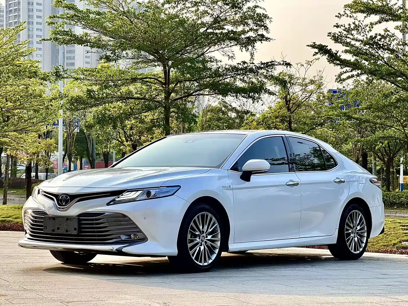 Toyota Camry 2019 Facelift Hybrid 2.5HG Luxury Edition