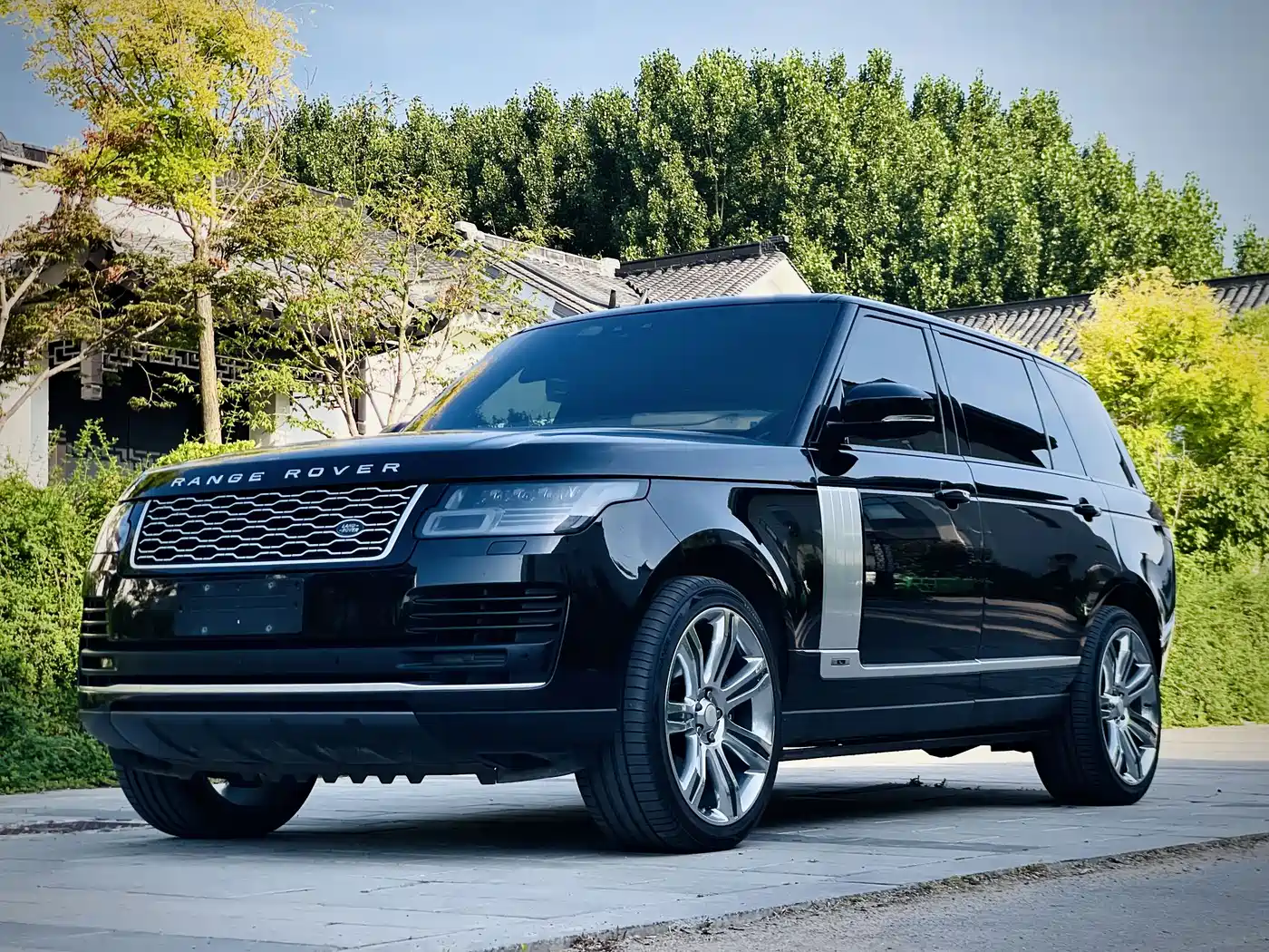 LAND ROVER RANGE ROVER