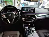 صورة 10 - BMW 5 Series