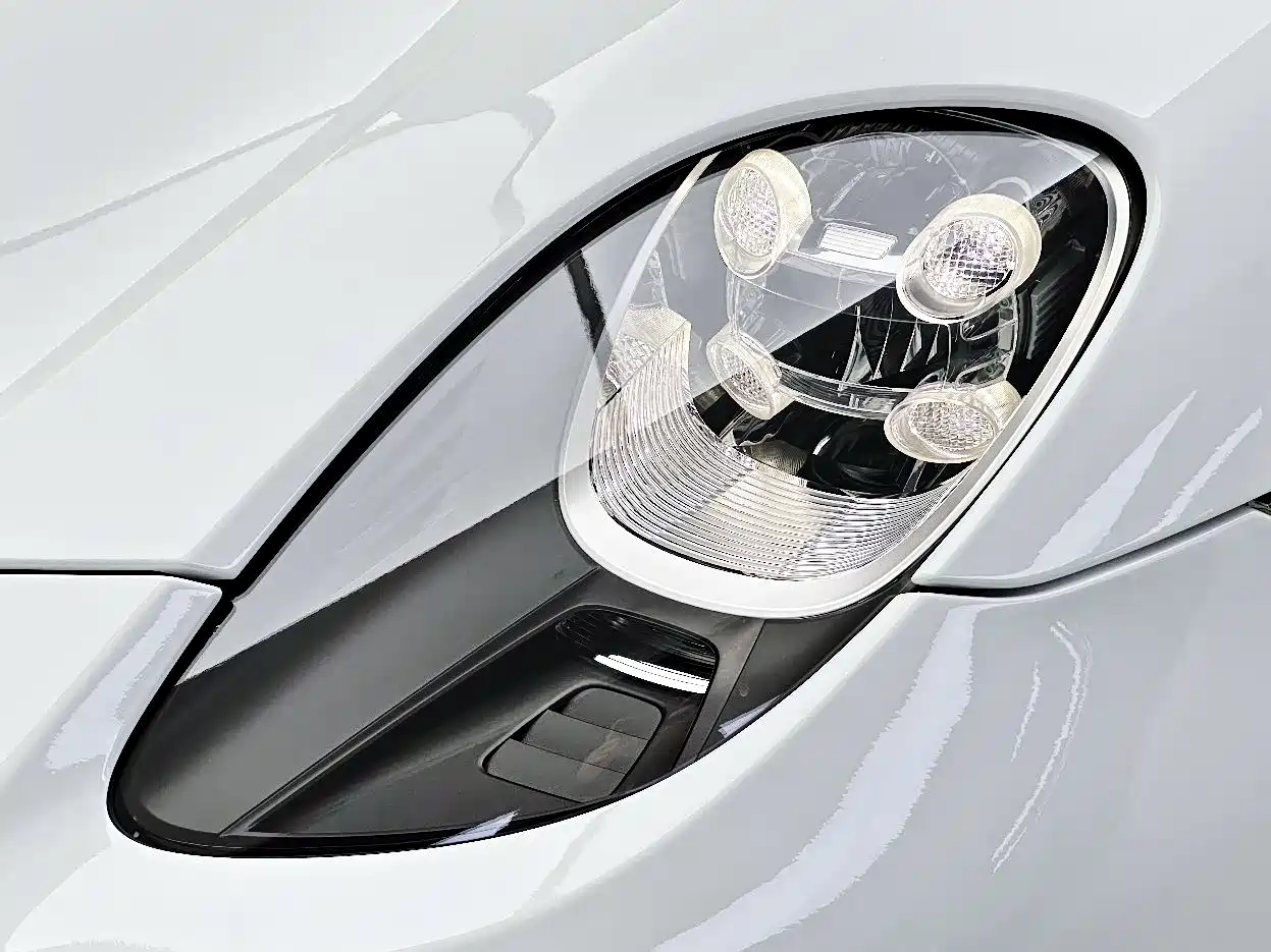 Porsche 918 Spyder 2016 2014 4.6L
