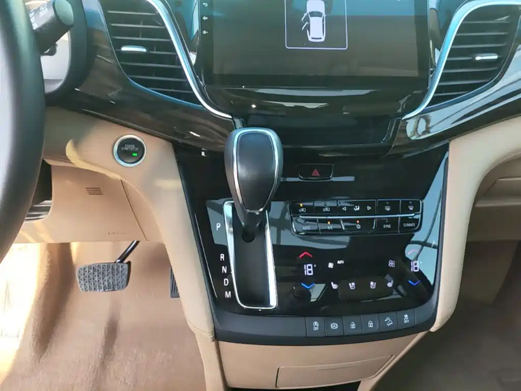 Buick GL8 2017 ES 28T Flagship China V фото 14