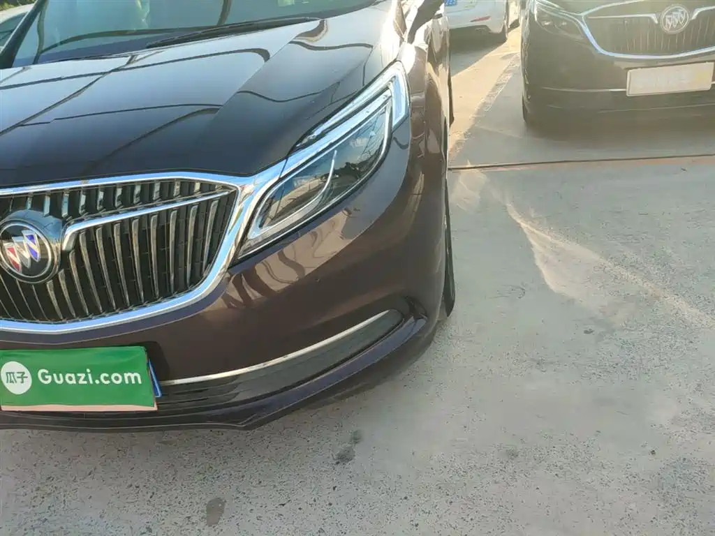 Buick GL8 2017 ES 28T Flagship China V фото 24
