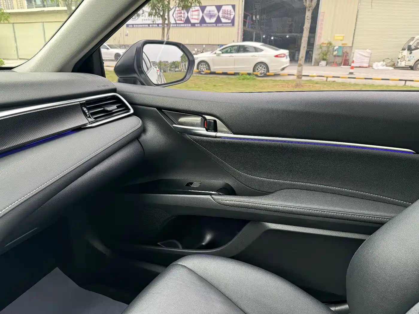 Toyota Camry 2021 2.0S Sporty Edition фото 36
