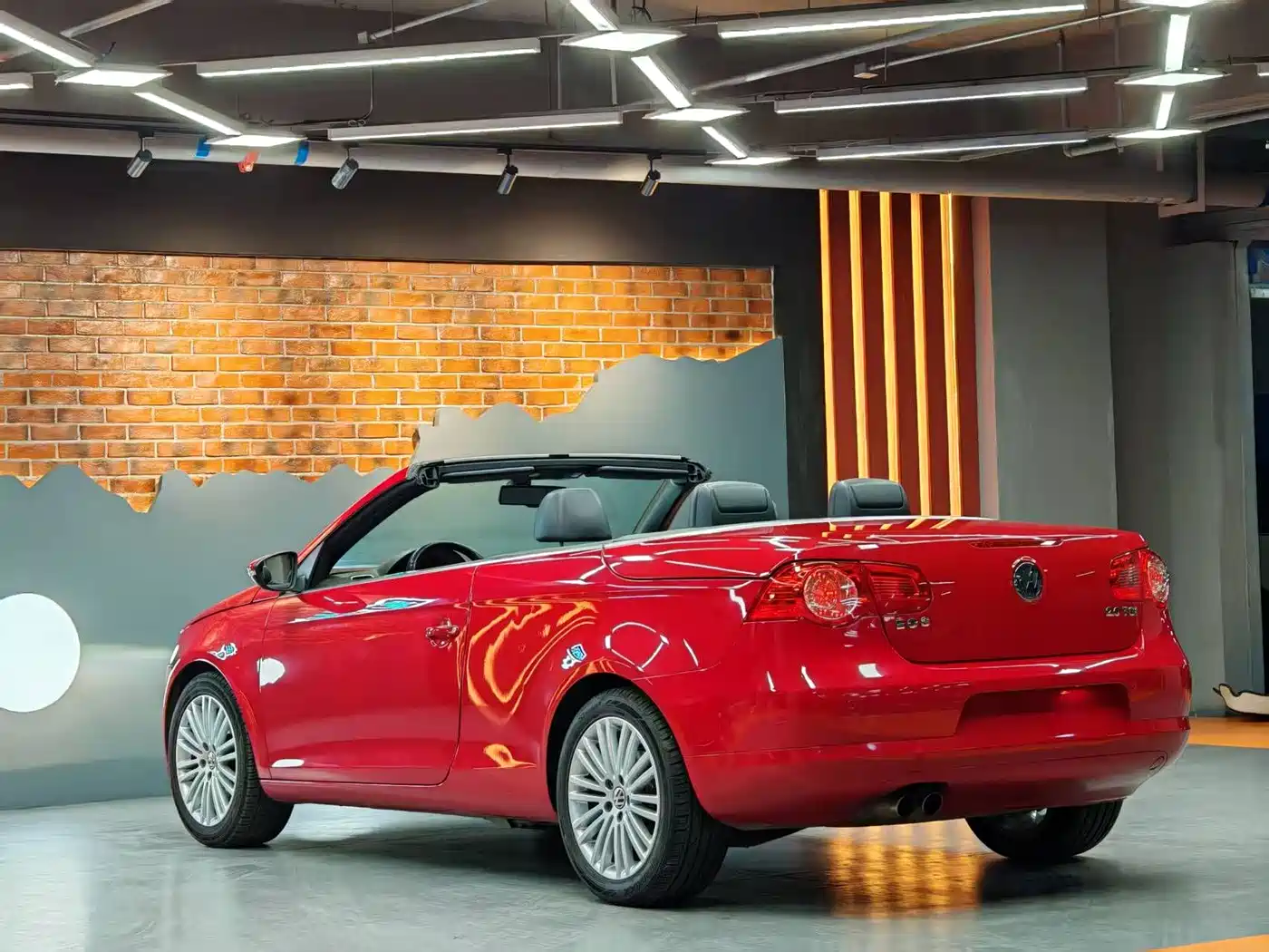 Volkswagen Eos 2010 2.0TSI DSG Luxury фото 33