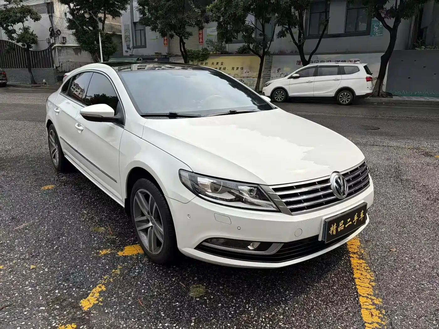 Volkswagen FAW-Volkswagen CC 2015 1.8TSI Luxury фото 3