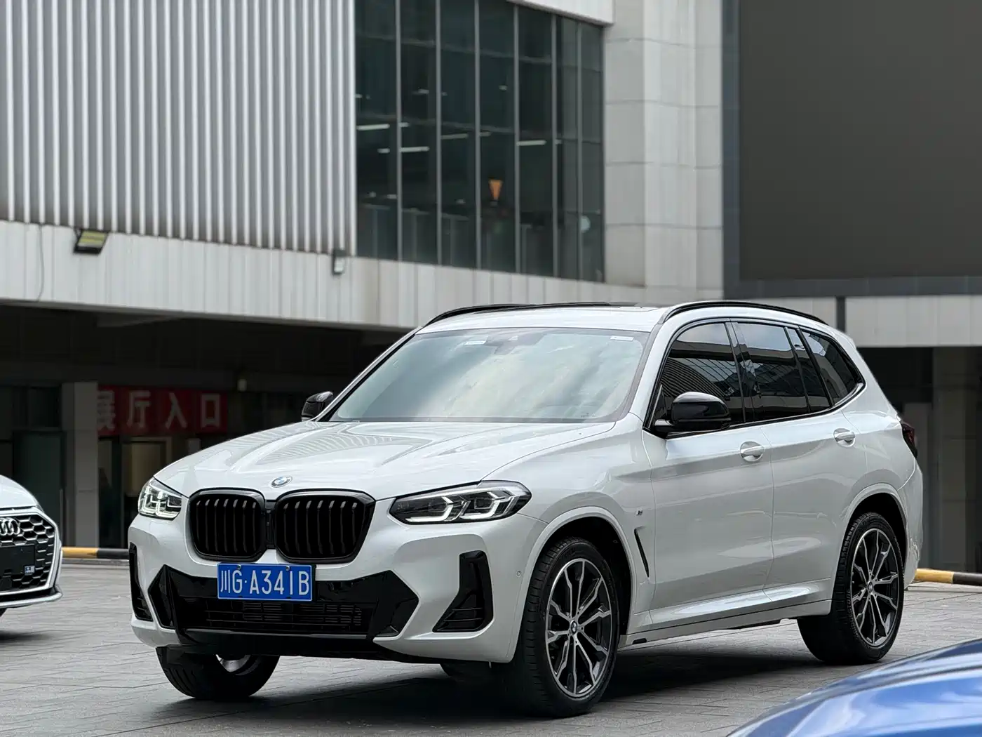BMW X3 2023 Facelift xDrive30i Leading M Night Package фото 4