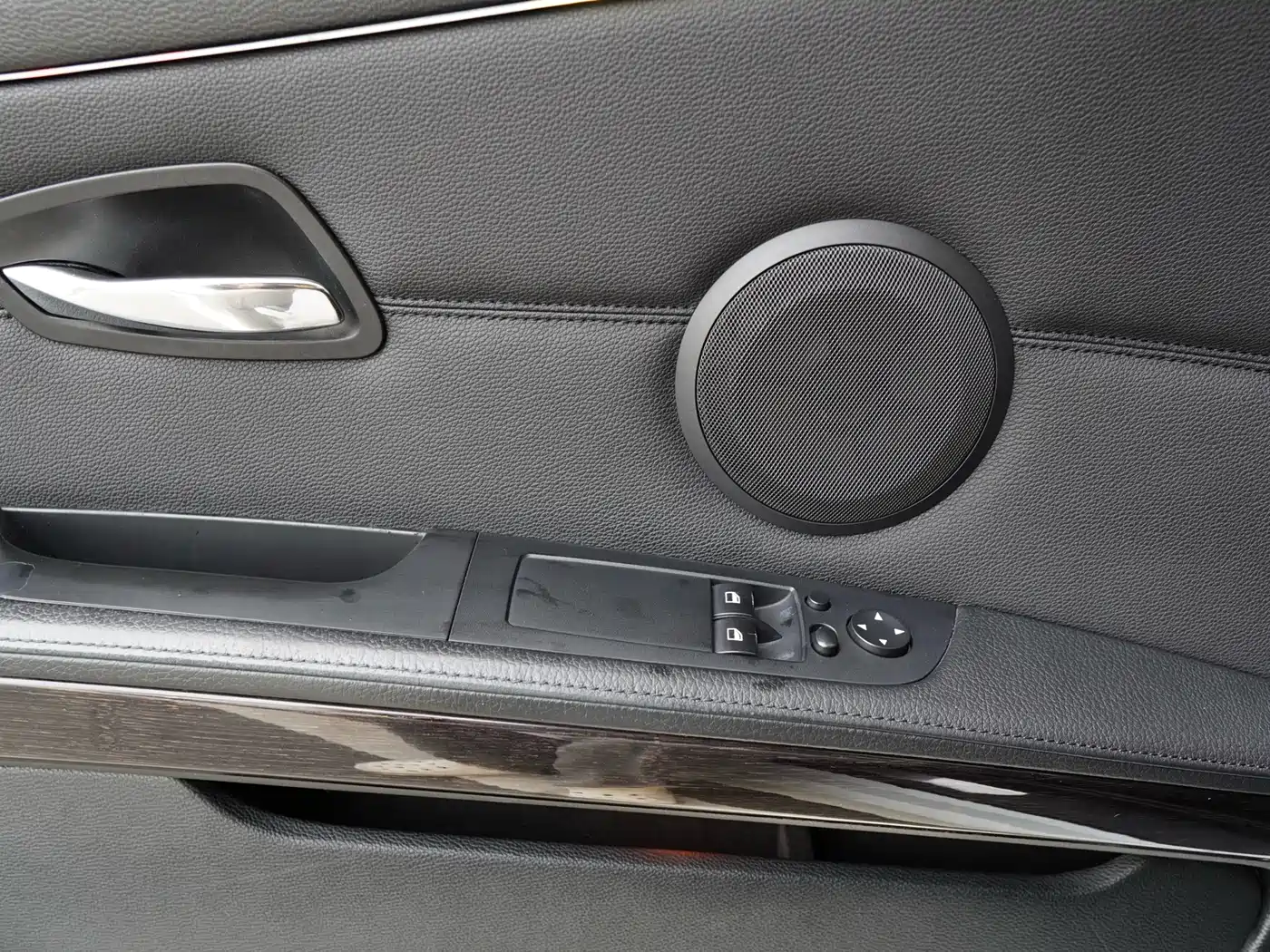 BMW 3 Series (Import) 2013 2011 320i Coupe