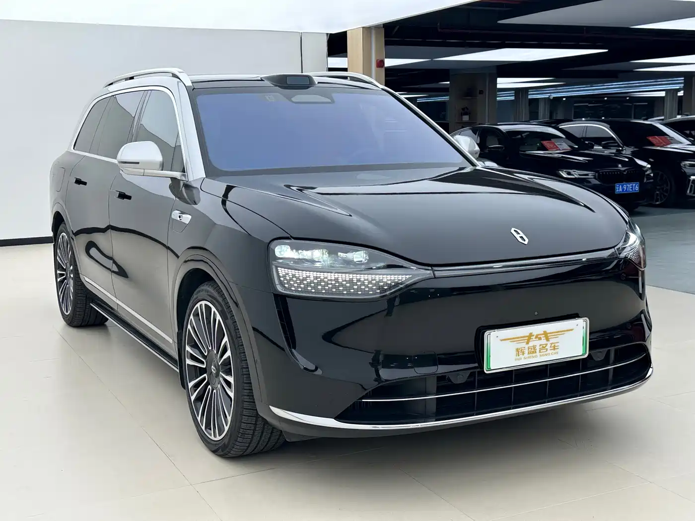 AITO Wenjie AITO M9 2024 Range Extender Max Edition 42kWh 6-seater фото 10