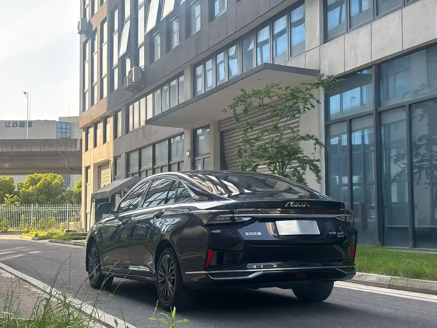 Dongfeng Aeolus Yixuan MAX 2022 2021 1.5T Dark Night Edge