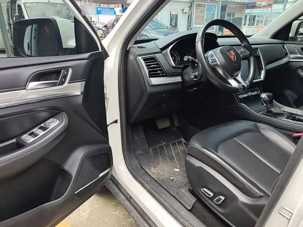 Roewe RX8 2023 2019 30T 2WD Flagship Edition