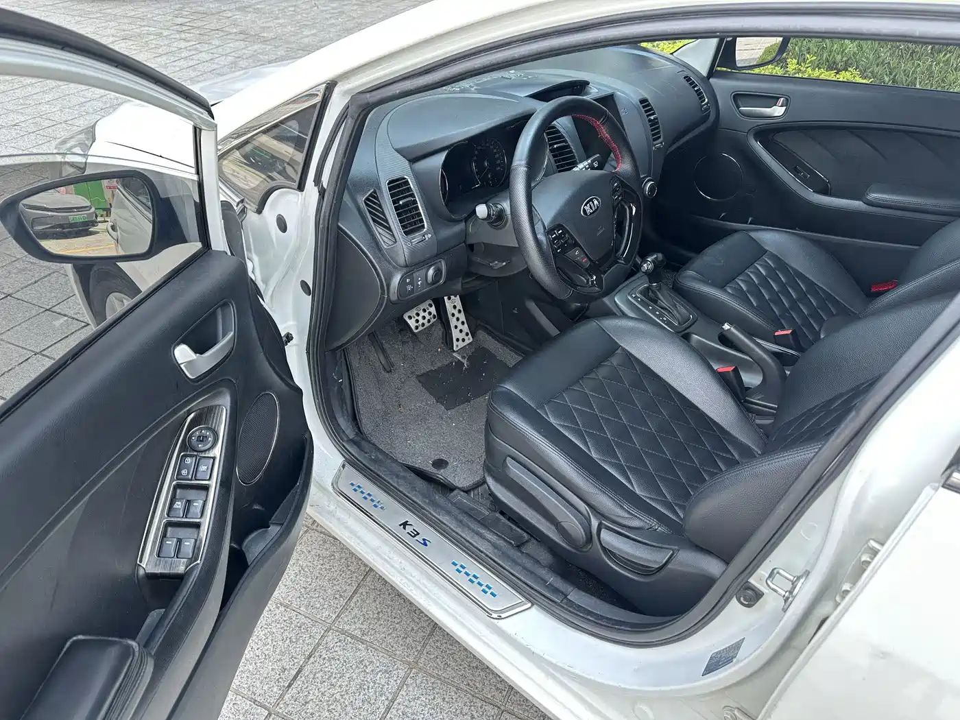 Kia K3S 2014 2014 1.6L Automatic GLS