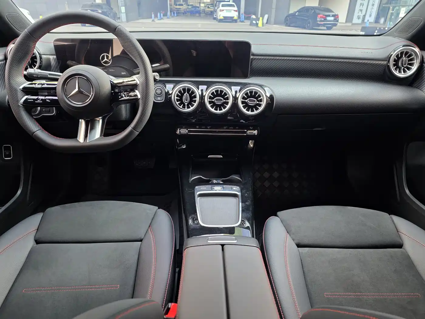 Mercedes-Benz A-Class 2024 A 200 L Fashion Edition фото 5