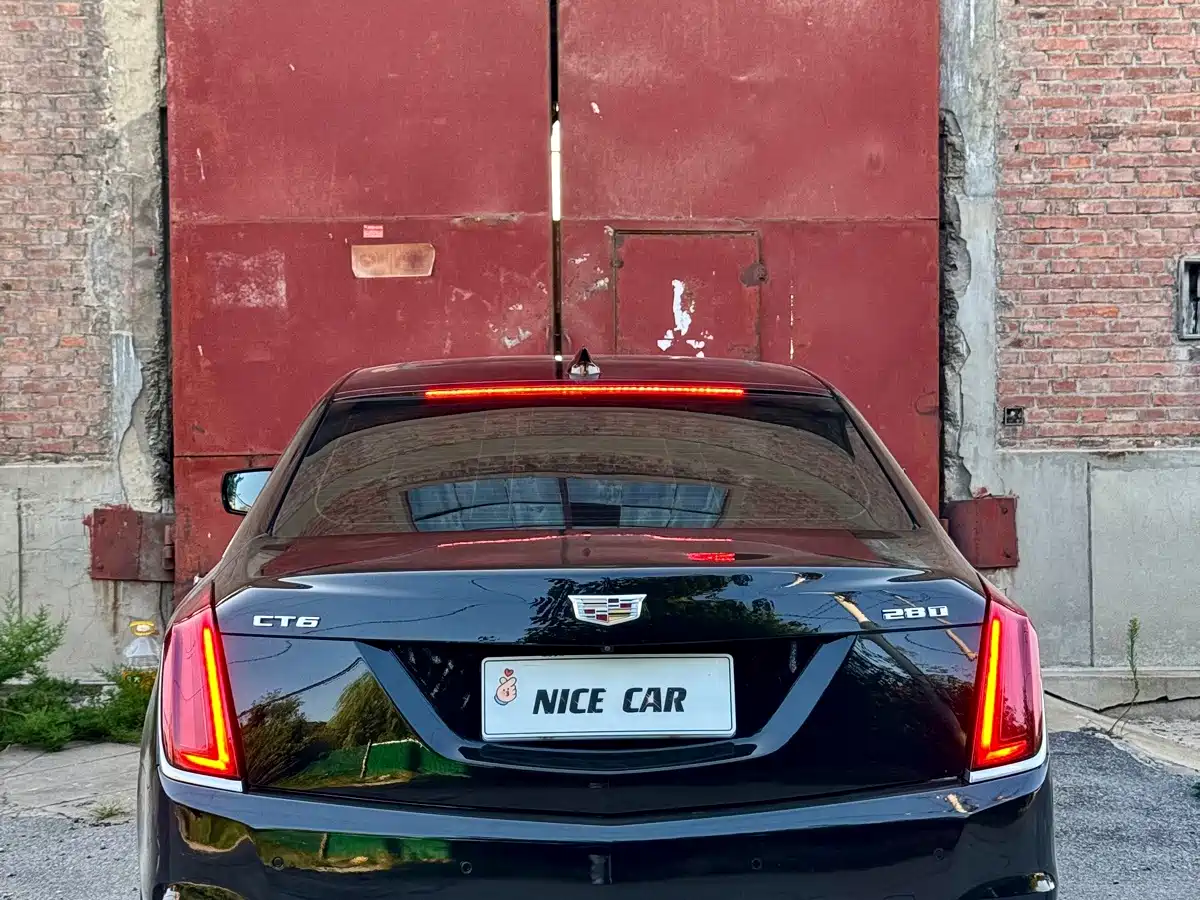 Фото 3 - Cadillac CT6