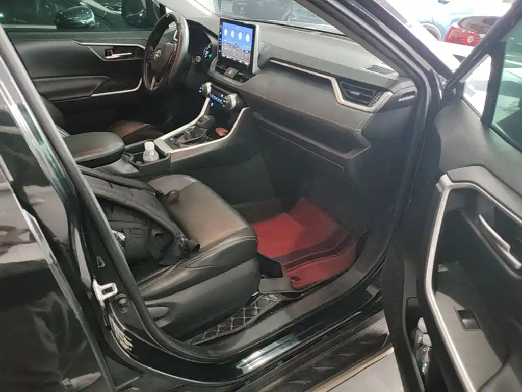 Toyota Wildlander 2020 Dual Engine 2.5L E-CVT FWD Luxury фото 11