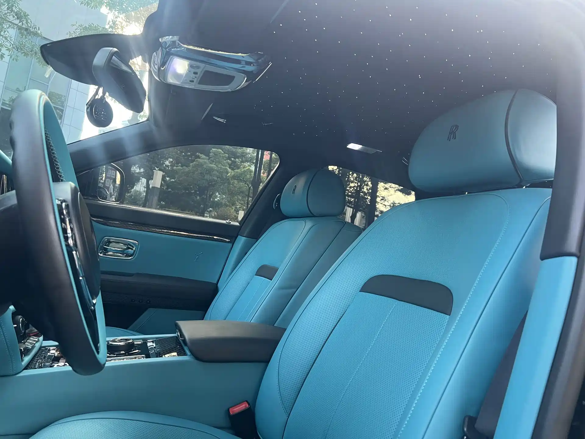 Фото 22 - Rolls-Royce Ghost