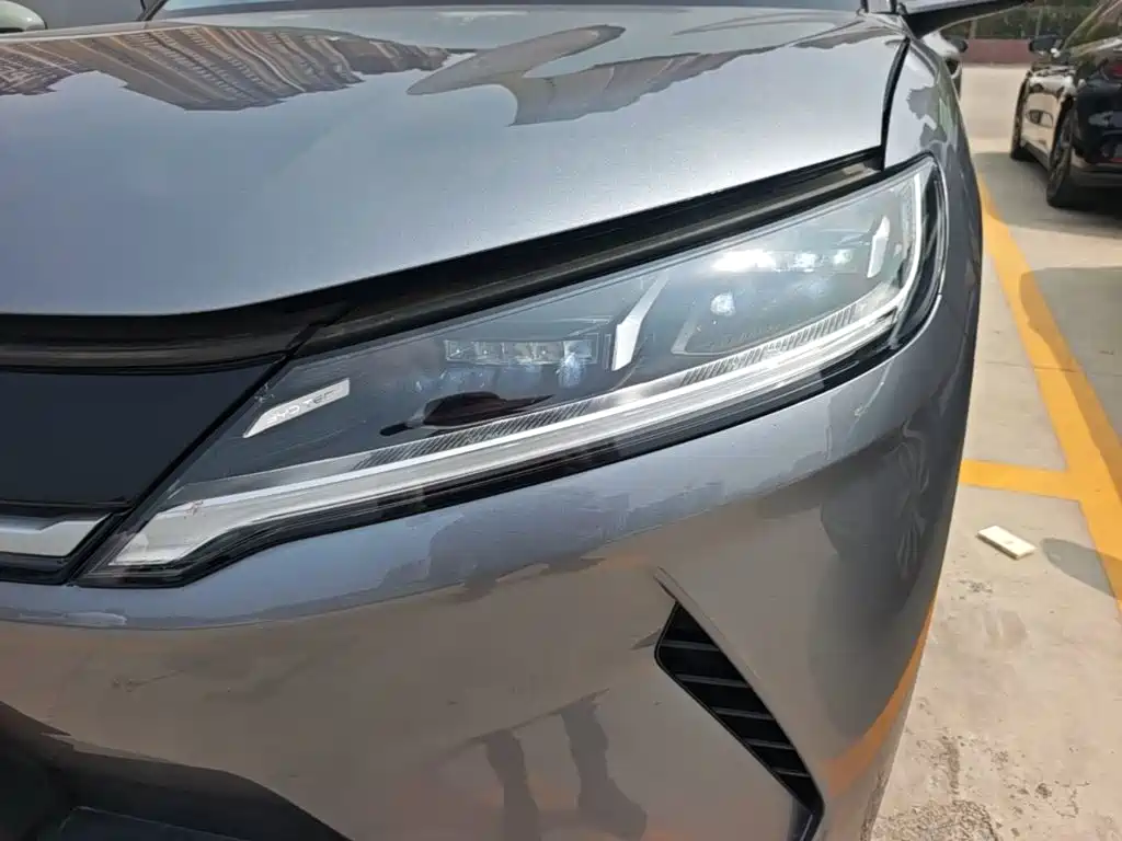 BYD Yuan UP 2025 2024 401KM Leading Edition