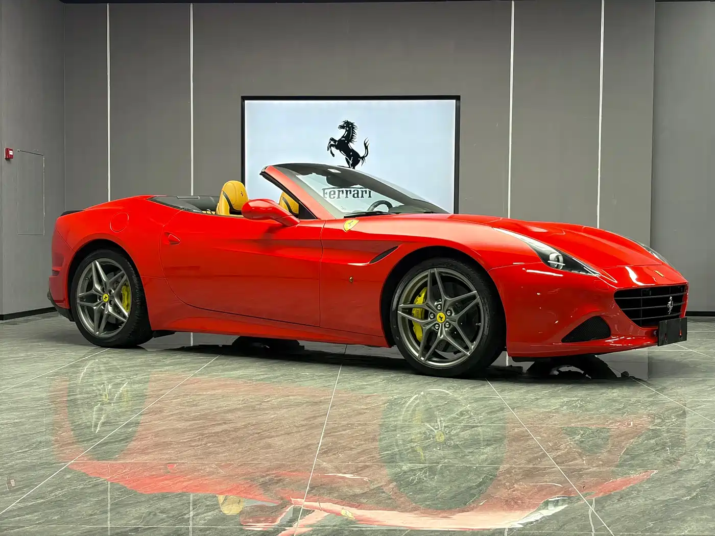 Ferrari California T 2015 2015 3.9T Standard