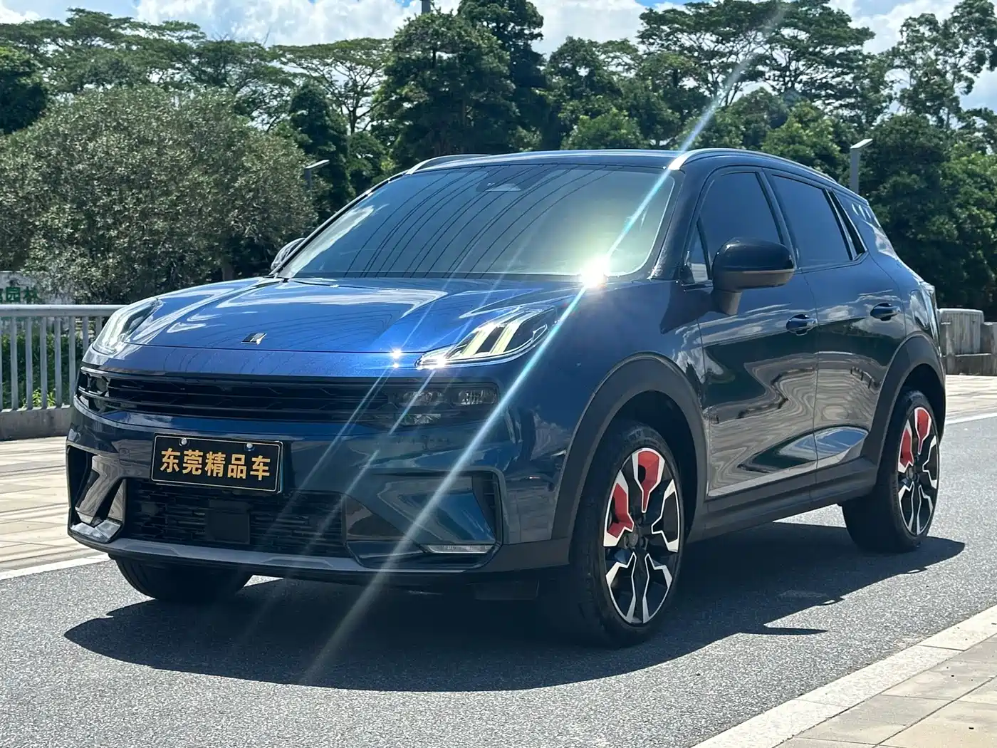 Lynk & Co Lynk & Co 06 2020 1.5T Halo