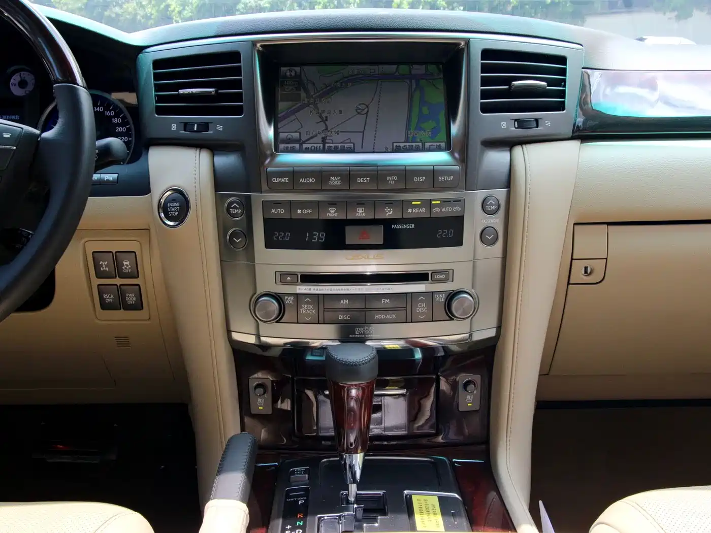 Lexus LX 2009 570 фото 14