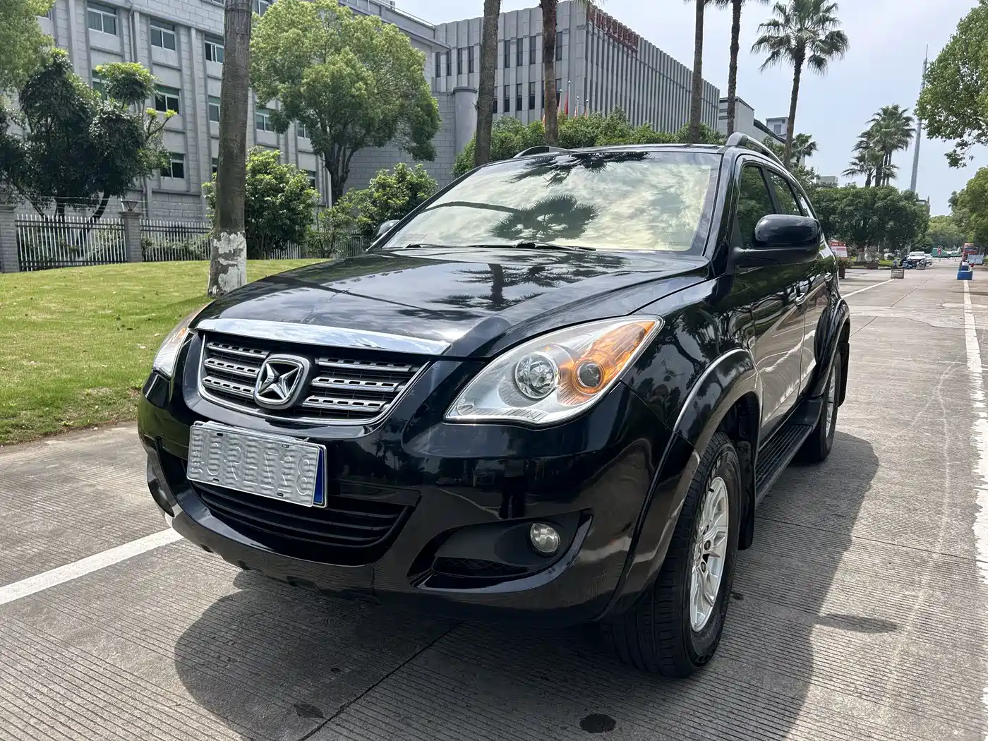 Jiangling Yusheng S350 2014 2013 2.4T Manual 2WD Diesel Luxury 5-Seater