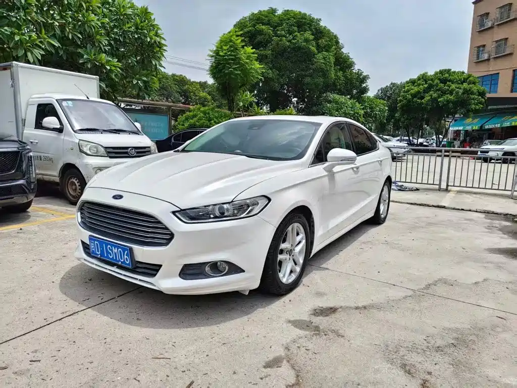Фото 1 - Ford Mondeo