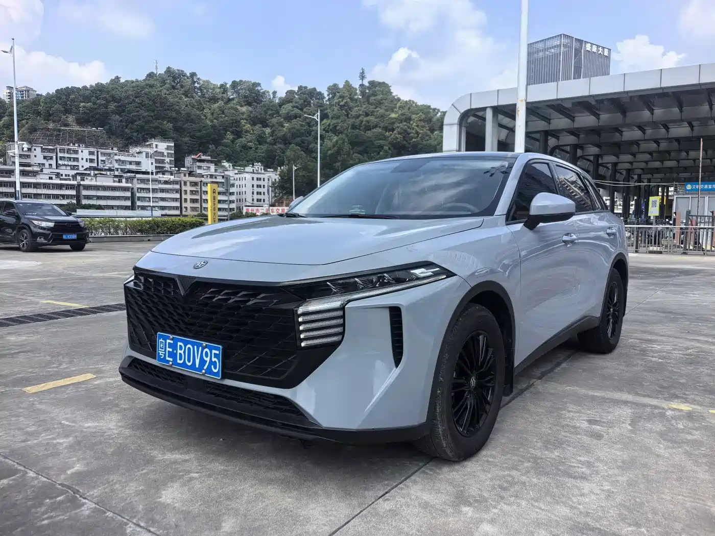 Venucia Big V 2022 2021 260T Idol Edition