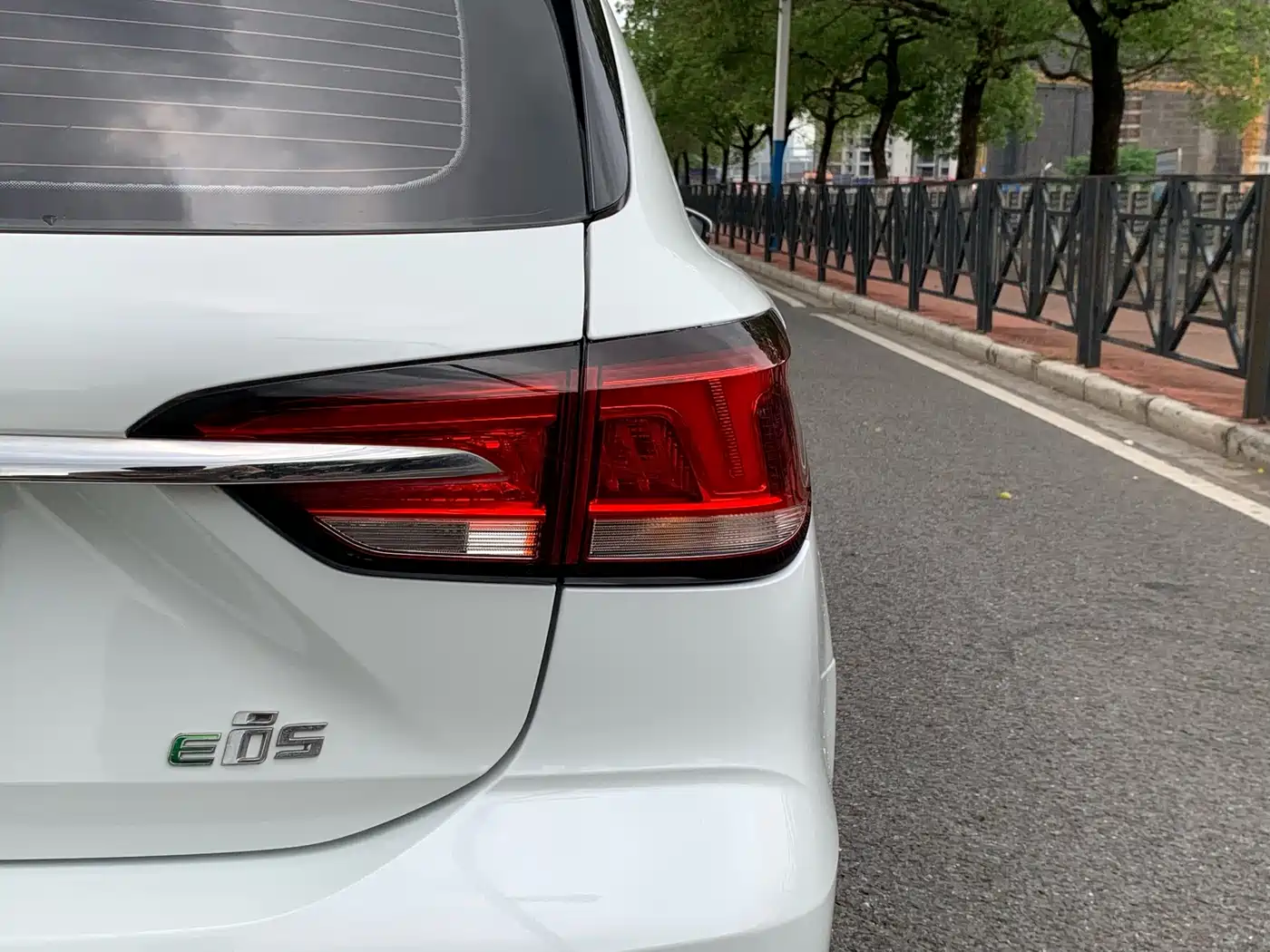 ROEWE EI5