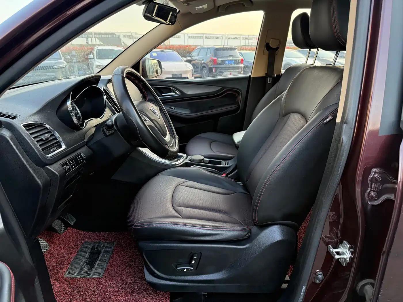 Baojun 560 2016 2015 1.8L Manual Luxury