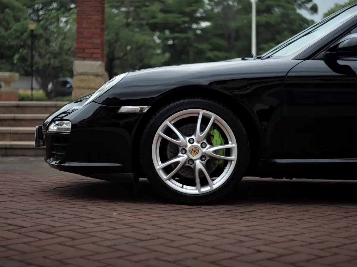 Porsche 911 2010 Carrera 3.6L фото 10