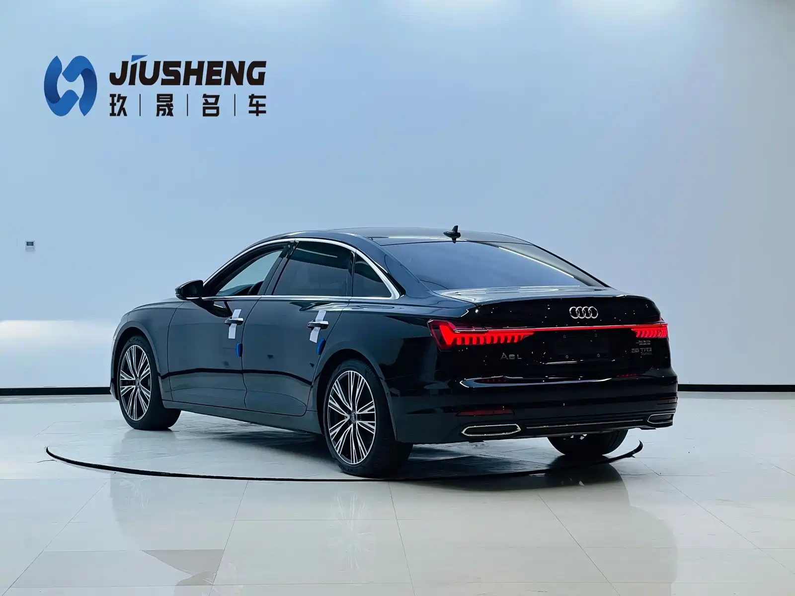 Photo 4 - Audi A6L