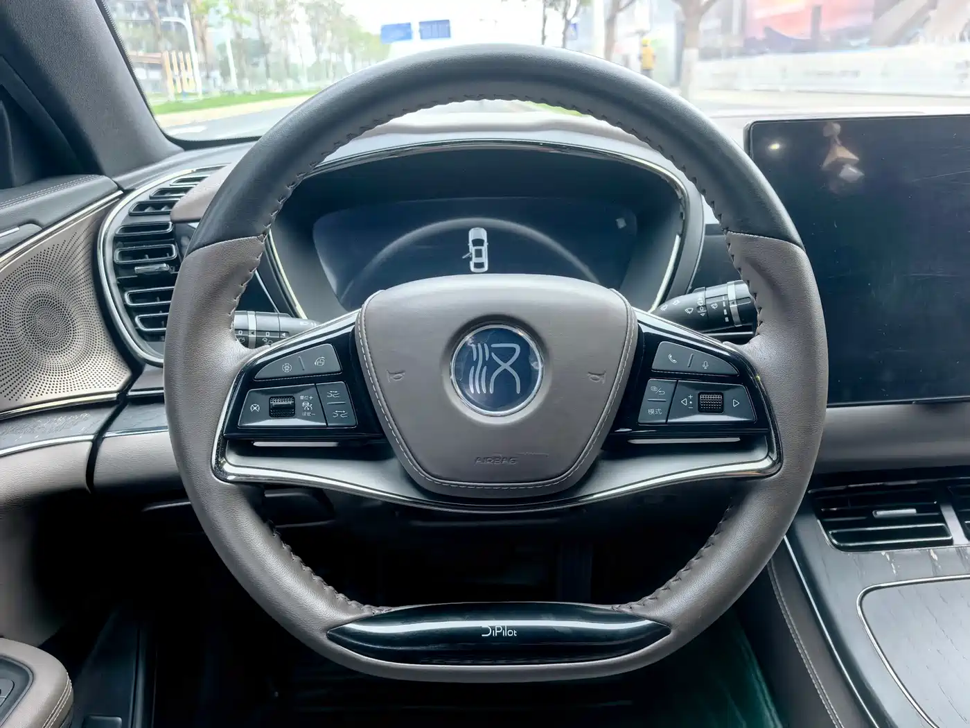 BYD HAN