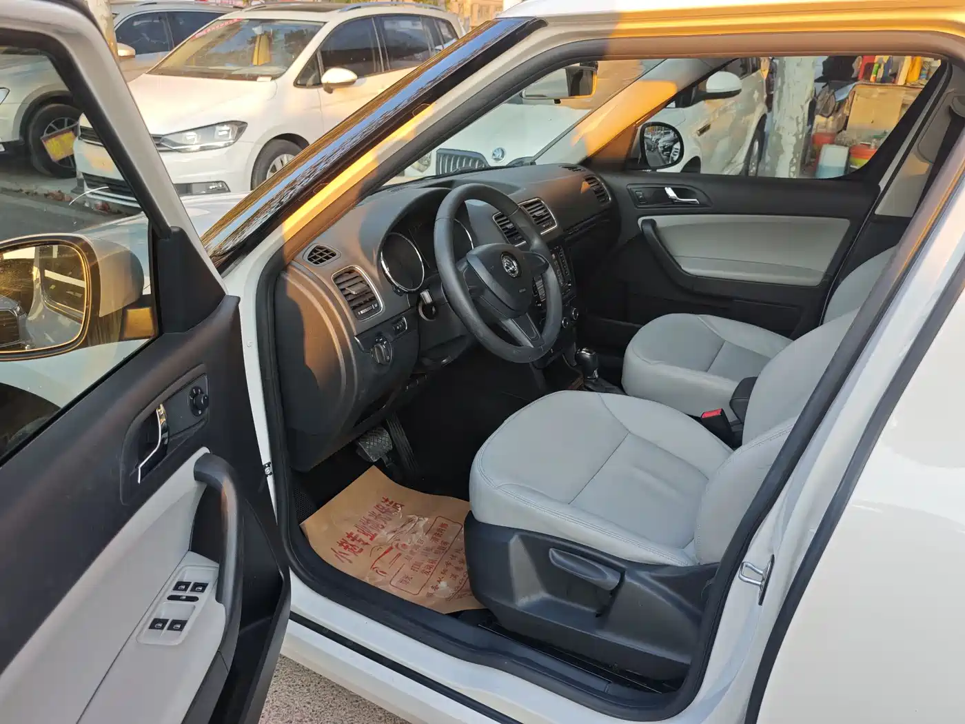 Škoda Yeti 2017 TSI280 DSG Advance фото 5