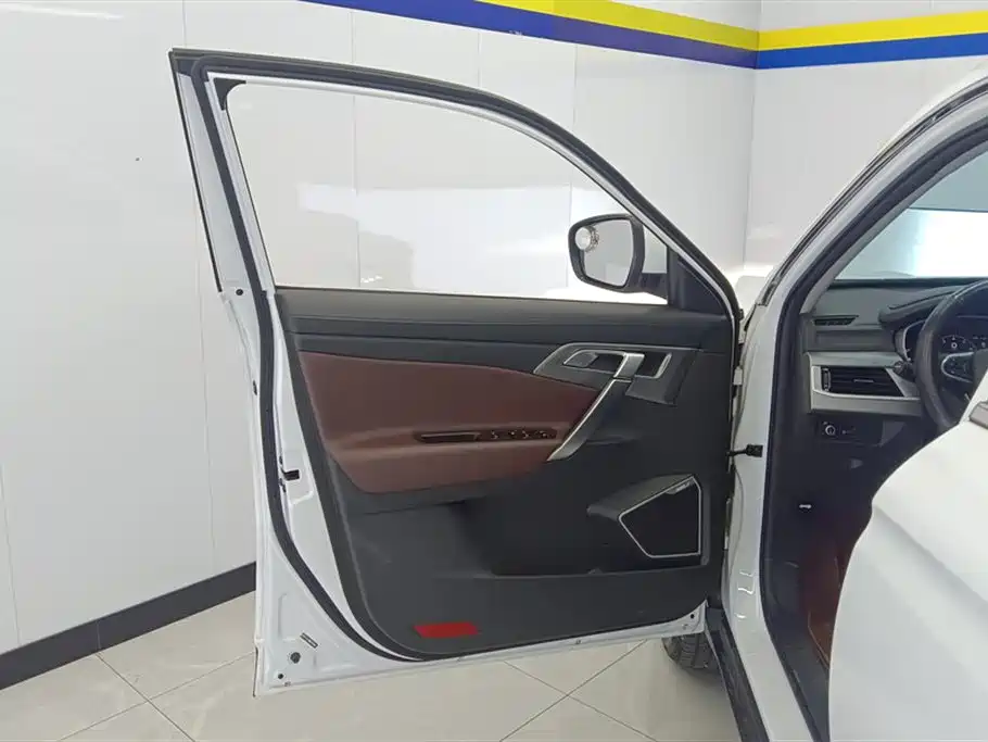 GEELY BOYUE