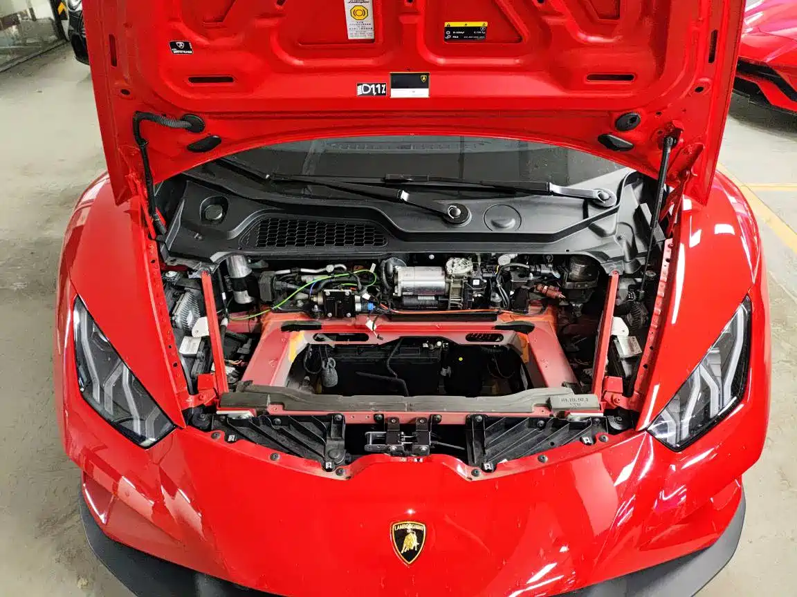 LAMBORGHINI HURACÁN