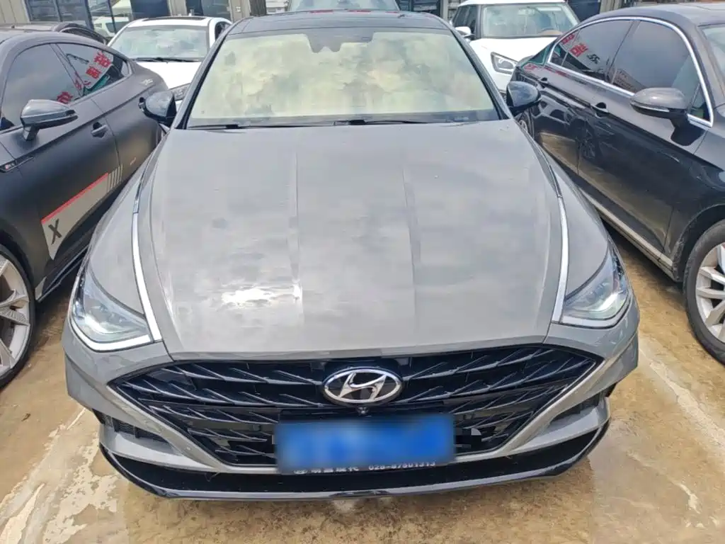 Фото 3 - Hyundai Sonata