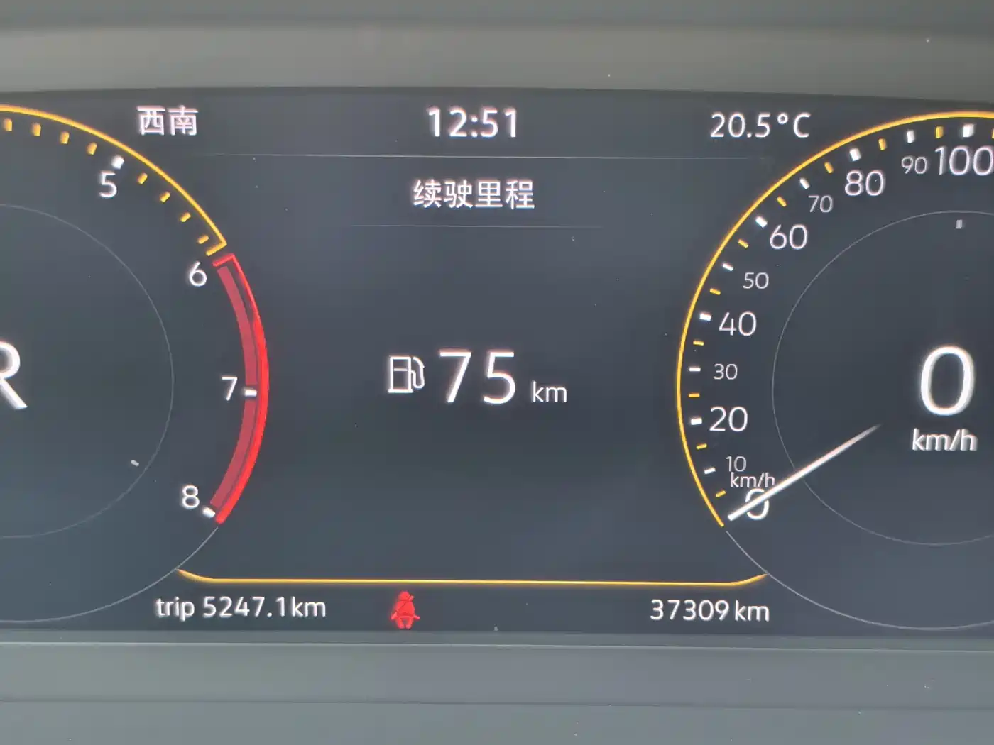Volkswagen Tiguan L 2021 330TSI Automatic 2WD Smart фото 16