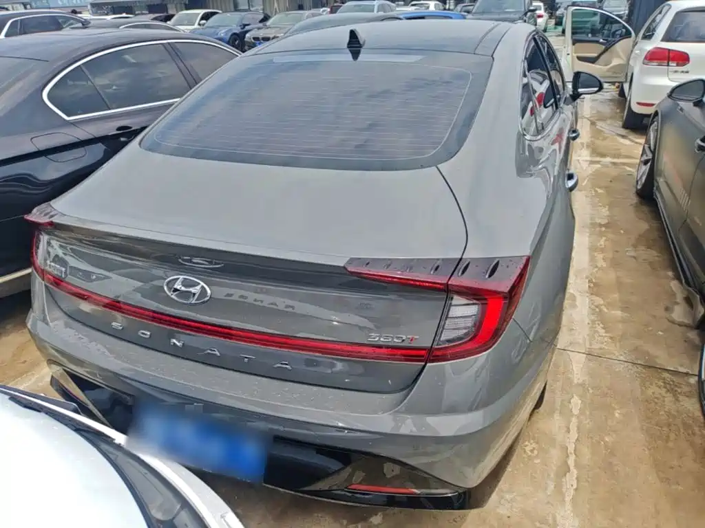Фото 6 - Hyundai Sonata