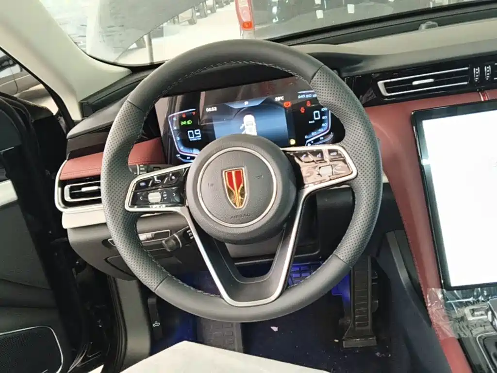 Hongqi H5 2026 2025 1.5T DCT Flag Rhythm 500,000 Units Memorial Edition