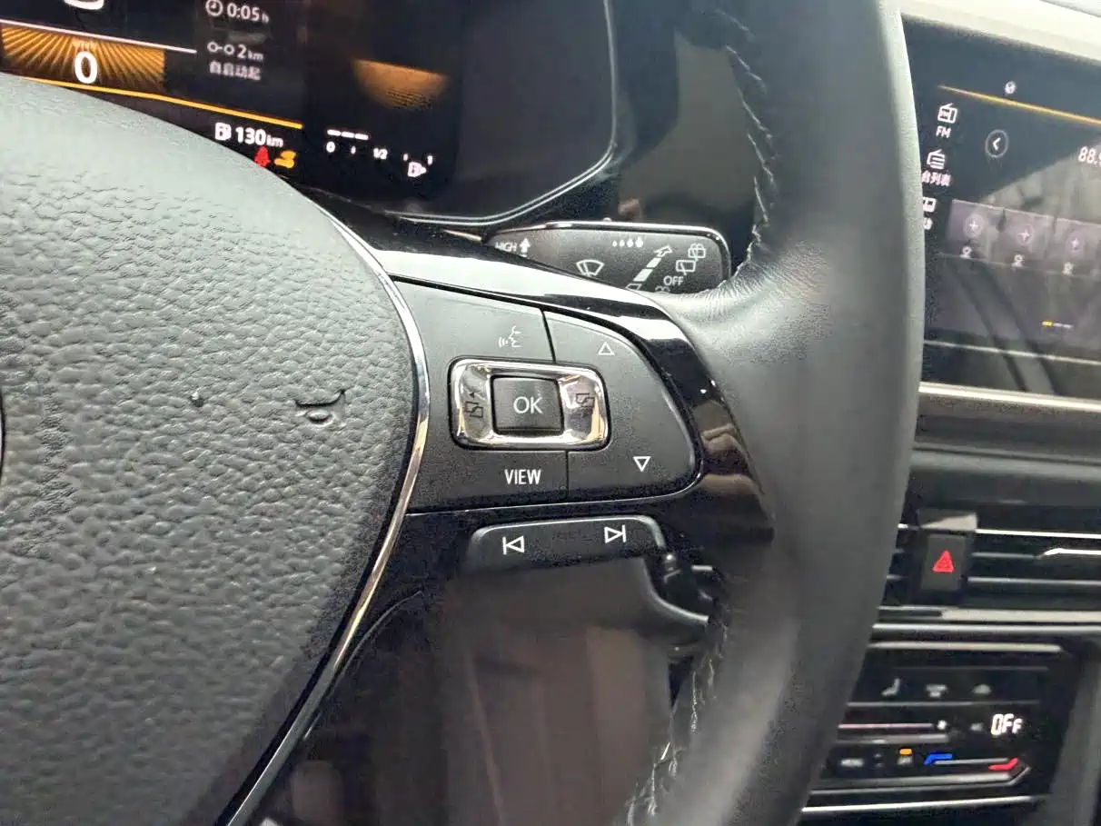 Volkswagen Tharu 2022 280TSI 2WD Comfort фото 11