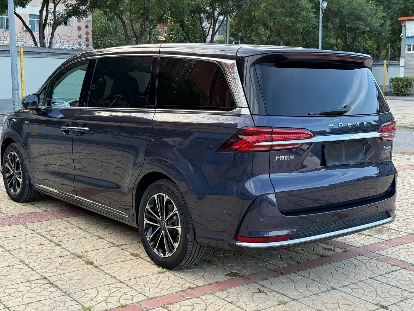 Roewe iMAX8 2021 2022 400TGI Ultimate Edition
